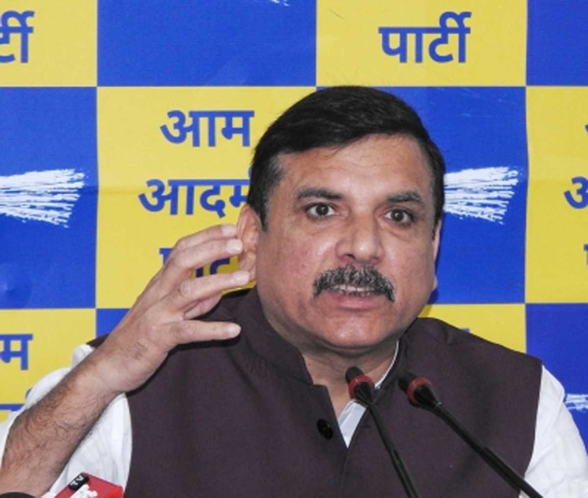 सीबीआई के नोटिस से केजरीवाल की लड़ाई नहीं रूकेगी : संजय सिंह सीबीआई के नोटिस से केजरीवाल की लड़ाई नहीं रूकेगी : संजय सिंह